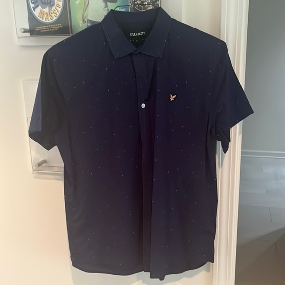 Lyle and Scott navy blue short sleeve shirt men’s medium - Picture 1 of 4